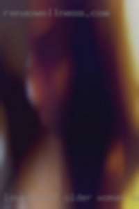 Loveaura22 older women seeking men for NSA sex